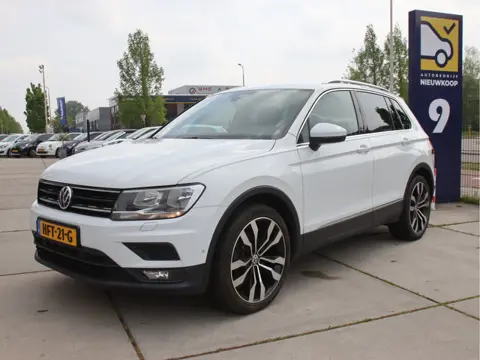 Volkswagen Tiguan 1.4 TSI 150pk Comf. Business DSG, Carplay/Camera, winter pakket, trekhaak SALE!!