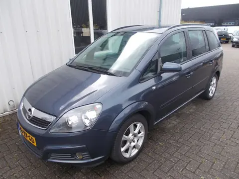 Opel Zafira 2.2 Business ( APK KEURING BIJ AFLEVERING! )