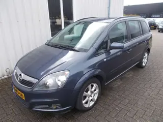 Opel Zafira 2.2 Business ( APK KEURING BIJ AFLEVERING! )