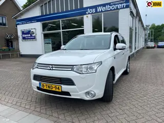 Mitsubishi Outlander 2.0 PHEV instyle