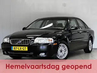Volvo S80 2.4 Elite/ Trekhaak/ Automaat!/ IJSKOUDE AIRCO!/ Stoelverw./ Navi/ Apple + Android/ LEDER/