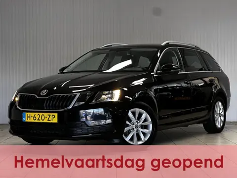 Škoda Octavia Combi 1.0 TSI Greentech Business Edition/ Trekhaak/ Half-Leder/ 16'' LMV/ Extra getint