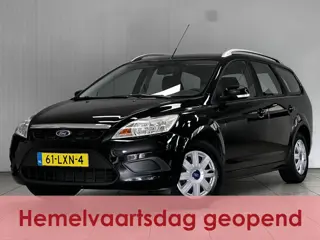 Ford FOCUS Wagon 1.6 Trend/ Trekhaak/ Airco/ Elek. Pakket/ C.V. Afstand/ Radio-CD/ PDC/ Dakrails.