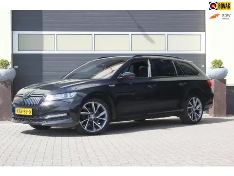 Skoda Superb Combi 1.4 TSI iV Sportline | Trekhaak |