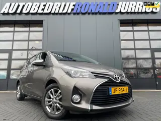 Toyota Yaris 1.3 VVT-i Trend NL.Auto/2De Eigenaar/Trekhaak/Camera/Navigatie/Climatronic/Dealer Onder
