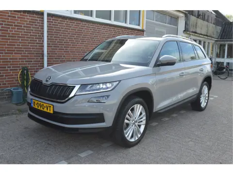 Škoda Kodiaq 1.5 TSI Busn. Ed. 7p. NL-Auto / Apple android / Led verl. / 7 persoons