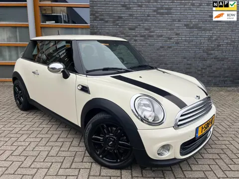 Mini Mini 1.6 One Holland Street|Navi|Cruise|PDC|Bluetooth|
