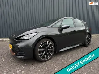 Cupra Born Copper Edition 82 kWh FULL LED | CARPLAY + ANDROID | CAMERA | SPORTSTOELEN | NAVI | CLIMA