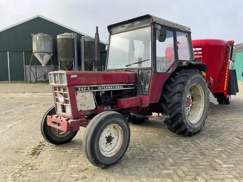 International 844s 844 S s (bj 1979)