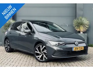 Volkswagen Golf 1.0 TSI Life Pano/Navi/RijlesAuto