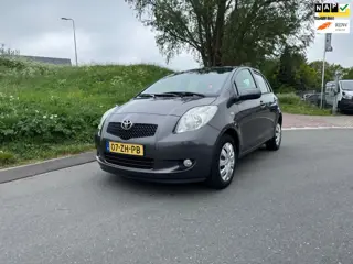 Toyota Yaris 1.3 VVTi Sol Airco Nieuwe koppeling Trekhaak