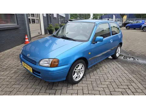 Toyota Starlet 1.3-16V (bj 1998)