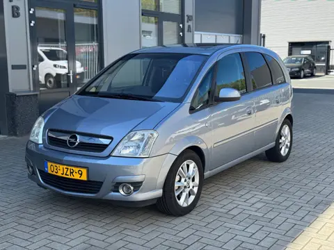 Opel Meriva 1.6-16V Cosmo