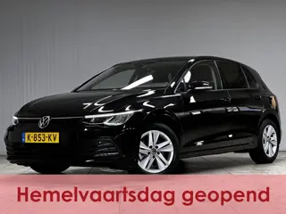 Volkswagen Golf 1.0 TSI Life/ Virtual Cockpit/ Ambient Light/ 16'' LMV/ LED Koplampen/ Keyless-GO/ L