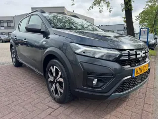 Dacia SANDERO Stepway 1.0 TCe 5deurs Pack Comfort Automaat 61.000km Airco/ECC,Navigatie,Camera,Open 