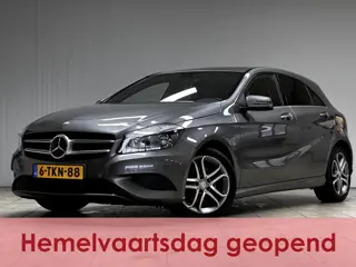 Mercedes-Benz A-Klasse 180 Ambition/ DEALER ONDERHOUDEN!/ 17'' LMV/ Stoelverw./ Zwarte-Hemel/ Half-L