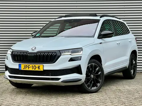 Skoda KAROQ 1.5 TSI ACT Sportline Business DSG | Panorama | Navigatie | Dealer Onderhouden | 1e Eige