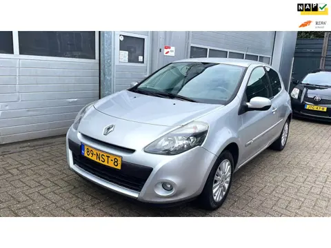 Renault Clio 1.2 TCe Collection-Navi-Airco-Cruise-Velgen-APK