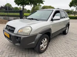 Hyundai Tucson 2.0i Style World Cup edition Leer clima trekhaak km NAP