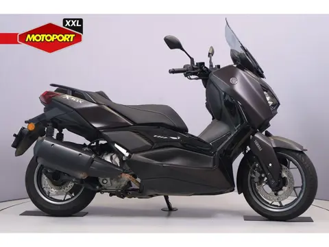 Yamaha X-MAX 300 TECH MAX (bj 2024)