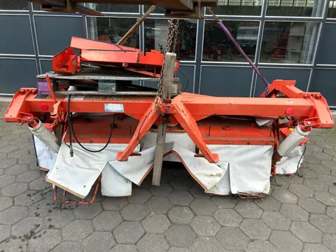 Kuhn GMD 702