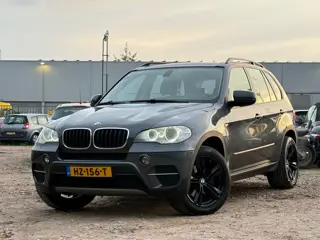 BMW X5 XDrive30d High Executive/ LED / BLACK WHEELS