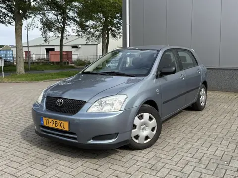 Toyota Corolla 1.4 VVT-i Linea Terra