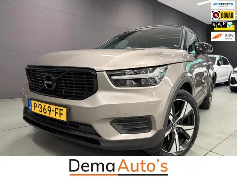 Volvo XC40 1.5 T4 Recharge R-Design BLACK-EDITION SOH-TEST/ PANO/H&K/NAVI/CAM/DAB/CARPLAY/M-STOELEN/