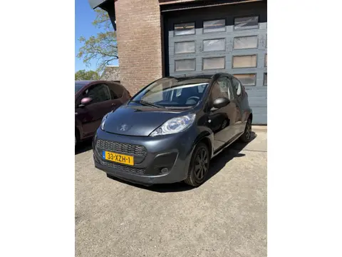 Peugeot 107 1.0 Access Accent Airco/NAP/