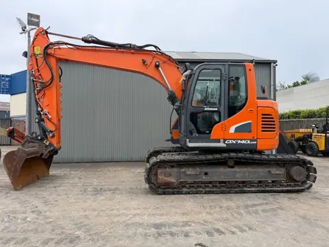 Doosan DX 140 LCR-5 (bj 2021)