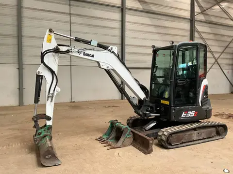 Bobcat E 35z (bj 2021)