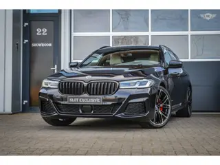 BMW 5-serie Touring 530e|M-PAKKET|LASER|TREKHAAK|ACC|HD|MEMORY