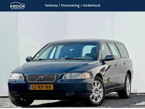 Volvo V70 2.4 Momentum | 2005 | Automaat | Trekhaak | Dealer onderhouden |