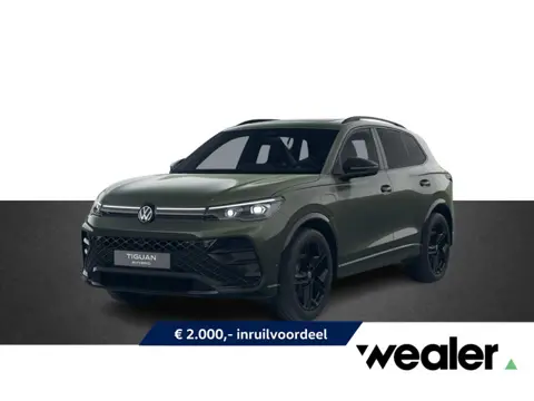 Volkswagen Tiguan R-Line Edition 1.5 eHybrid 200 kW / 272 PK DSG | Black Style | Panoramadak | Trekh