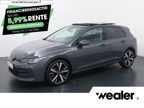 Volkswagen Golf 1.5 eHybrid Life Edition | 204 PK | Automaat | Panoramadak | Adaptive Cruise Control