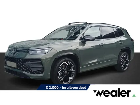 Volkswagen Tayron R-Line Edition 1.5 eHybrid 150 kW / 204 PK DSG | Black Style | Panoramadak | Trekh