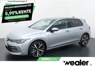 Volkswagen Golf 8 Life Edition 1.5 eHybrid 150 kW / 204 PK DSG | Stoel- & stuurwielverwarming |