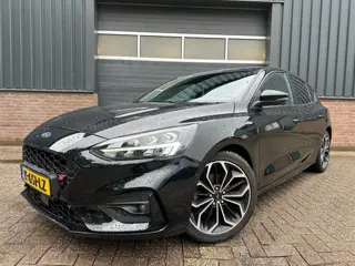 Ford Focus 1.0 EcoBoost Vignale ST-Line / Clima / Camera