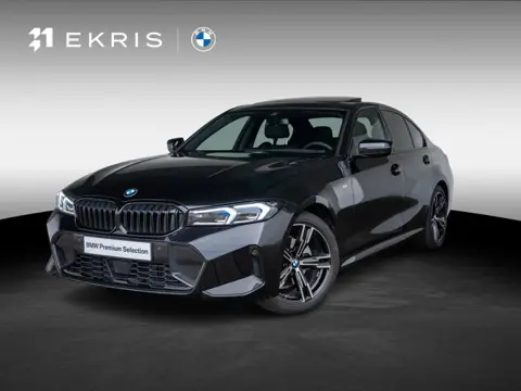 BMW 3 Serie Sedan 320i M Sportpakket / Harman Kardon / Comfort Access / Elektrische trekhaak / Verwa