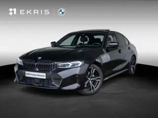 BMW 3 Serie Sedan 320i M Sportpakket / Harman Kardon / Comfort Access / Elektrische trekhaak / Verwa