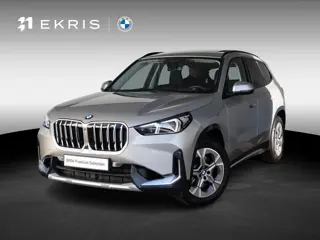BMW X1 xDrive23i | Innovation Pack | Travel Pack | Comfort Access | Panoramadak | Stoelverwarming | 