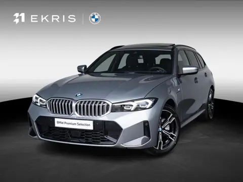 BMW 3 Serie Touring 330e M Sportpakket | Comfort Pack | Panoramadak | Comfort Access | Achteruitrijc
