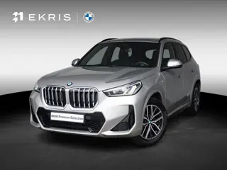 BMW X1 sDrive20i | M Sportpakket | Achteruitrijcamera | Parking Assistant | 18'' | Trekhaak | Lentev