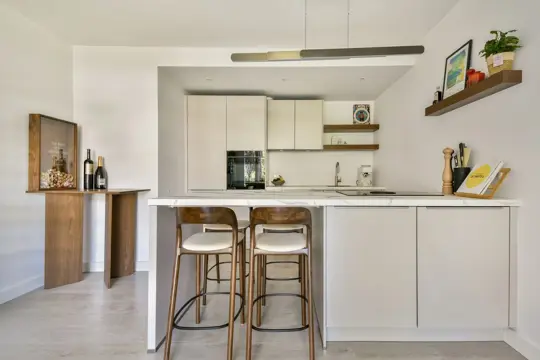 Woning aan de Waverstraat te Amsterdam