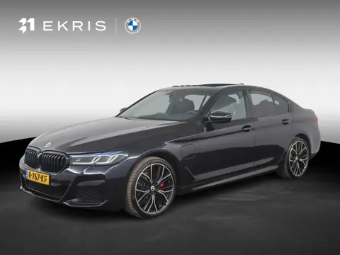 BMW 5-serie 530e Business Edition Plus | M-Sportpakket pro | Comfortstoelen | Laserlight |  Schuif-/