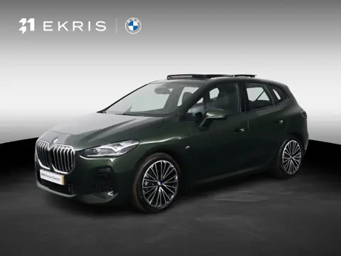 BMW 2 Serie Active Tourer 220i M Sportpakket | Harman-Kardon | Innovation Pack | Panoramadak | Comfo