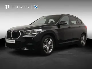 BMW X1 sDrive18i High Executive | M Sportpakket | Trekhaak | Head-Up | Adaptieve Cruise Control |