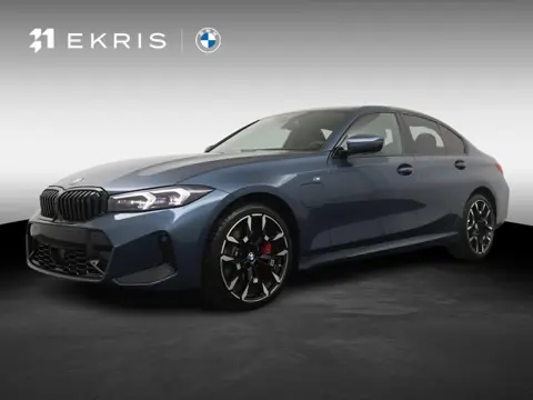 BMW 3 Serie 330e | M-Sport pakket | Panoramadak | Adaptive Cruise | HiFi | Comfort Access | Lentevoo