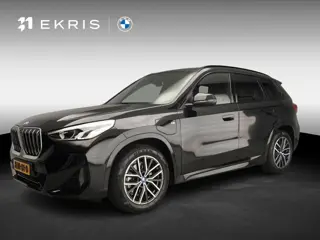 BMW X1 xDrive25e | M-Sportpakket | LED | Navigatie | trekhaak | Sportstoelen | Stoelverwarming | DAB