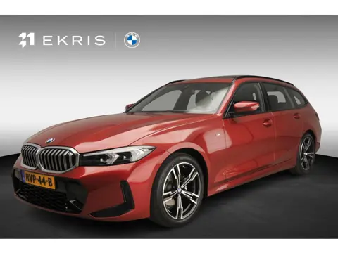 BMW 3 Serie Touring 318i | M-Sportpakket | LED | Navigatie | Schuifdak | Trekhaak | Stoelverwarming 